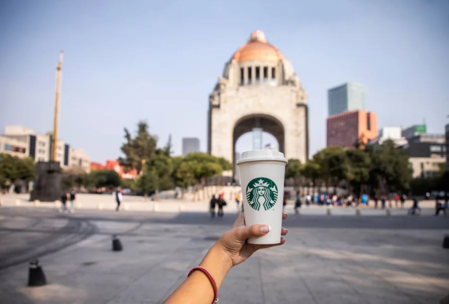 Starbucks cumple 17 años en México y así  celebra la cadena de cafeterías