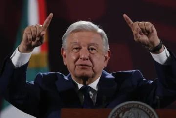 AMLO asevera que desaparición del PRD debe ser una “lección”